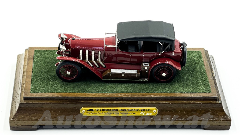 Mercedes-Benz “Blitzen Benz” Tourer 82/200HP, 21.5 Liter (!!) Motor, chassis 13280 Karosserie von D&E Snutsel Pere & Fils, Brüssel, Belgien, Touring Version, 1913, geschlossen mit zusätzlichen seitl. Koffern und Reserverädern