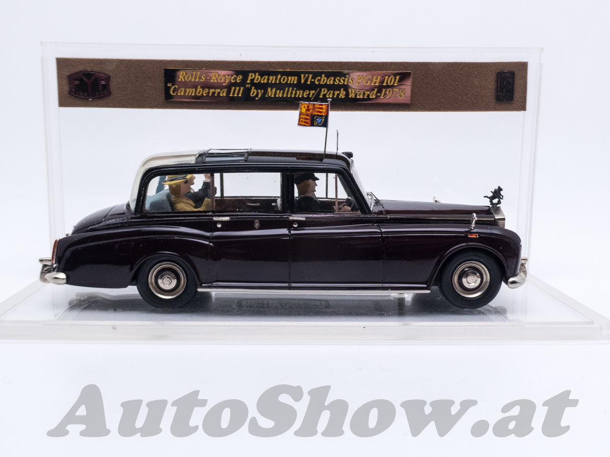 Rolls-Royce Phantom VI, chassis PGH101 by Mulliner Park Ward, Royal car of HRH The Queen Elisabeth for her state visit at Canberra, 1978, with 4 figures !! and mascot „St George slaying the dragon“