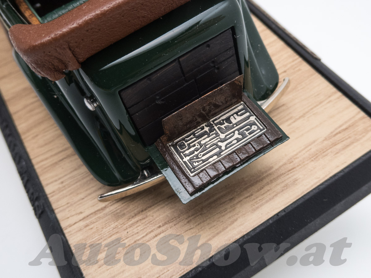 Rolls-Royce Phanrom III open Landaulet, chassis 3BU174 by Barker, 1936, mit ECHT-LEDER Sitzen + Leder-Faltdach + offenem Werkzeugkasten, dkl-grün – hellgrün / REAL LEATHER seats + folded roof + open toolbox, dark green – light green