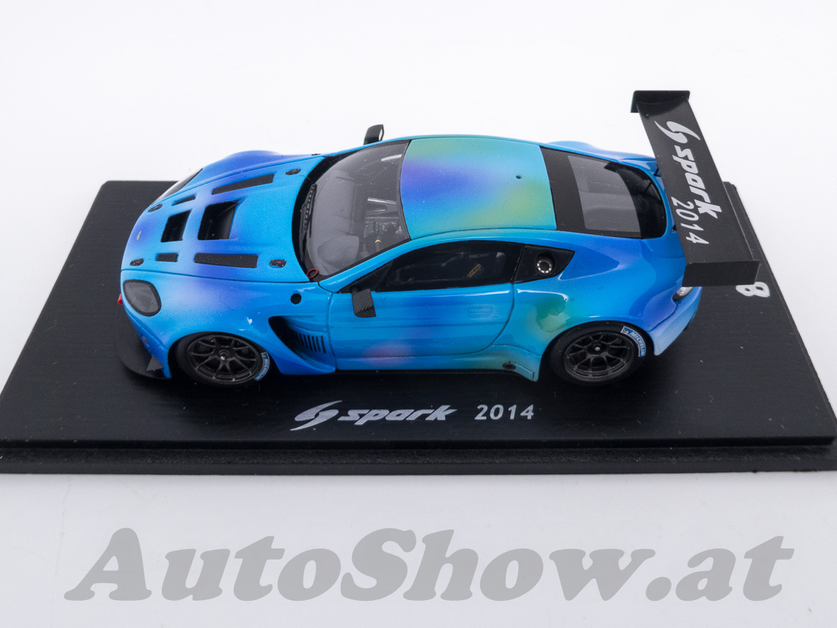Aston Martin Vantage, exklusives Modell vom spark CEO Hugo Ripert an spezielle Händler, Messemodell / given by spark CEO to dealers, toy fair / dealer’s model