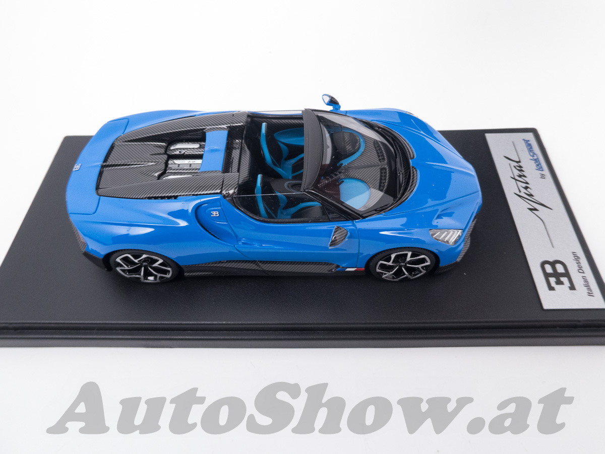 Bugatti W16 Mistral Spider, bugatti blau – carbonium / bugatti blue – carbonium