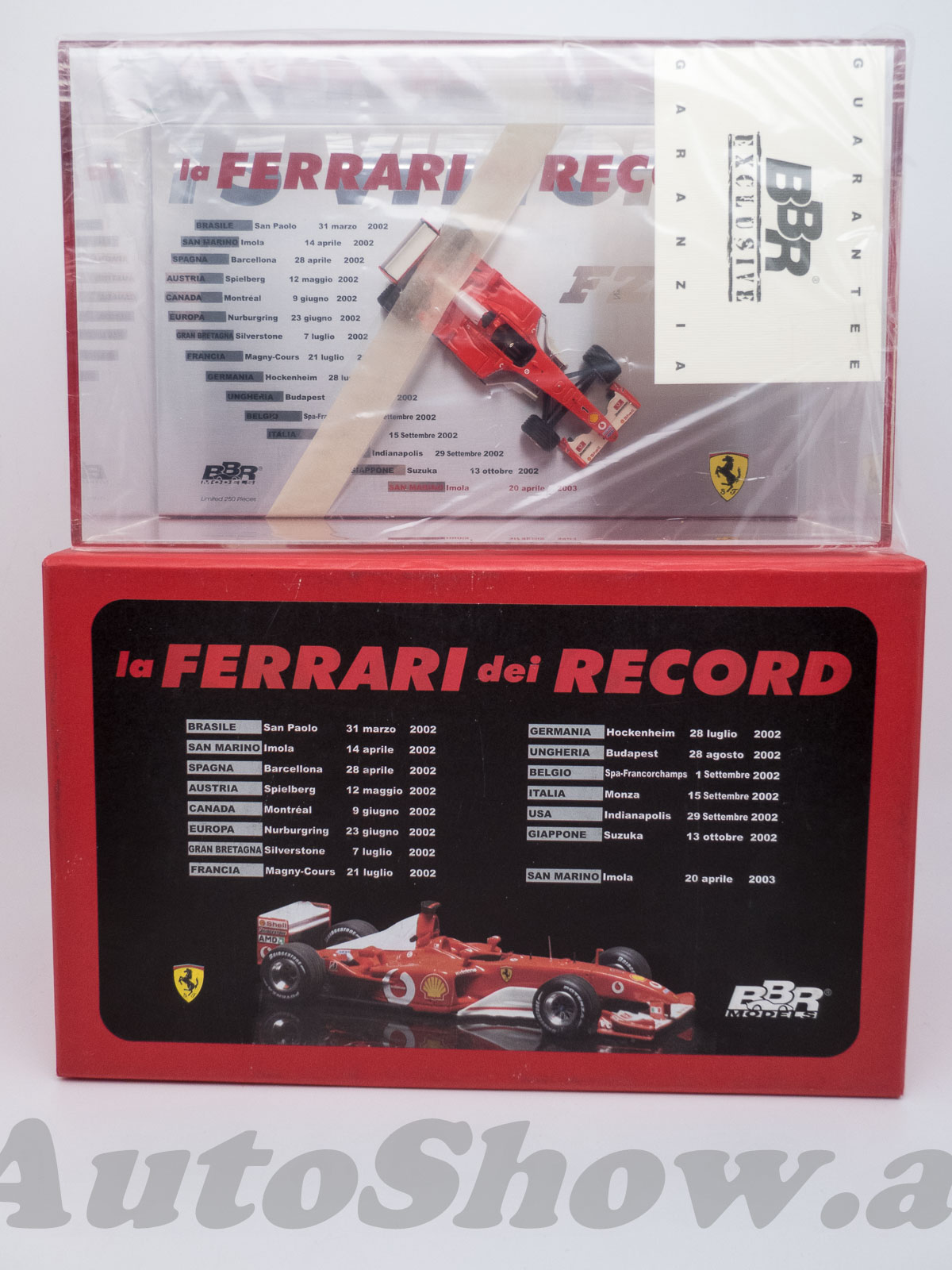 Set „La Ferrari dei Record – 15 Victories Record“ Ferrari F2002, Michael Schumacher,# 1 – on big ALUMINIUM BASE