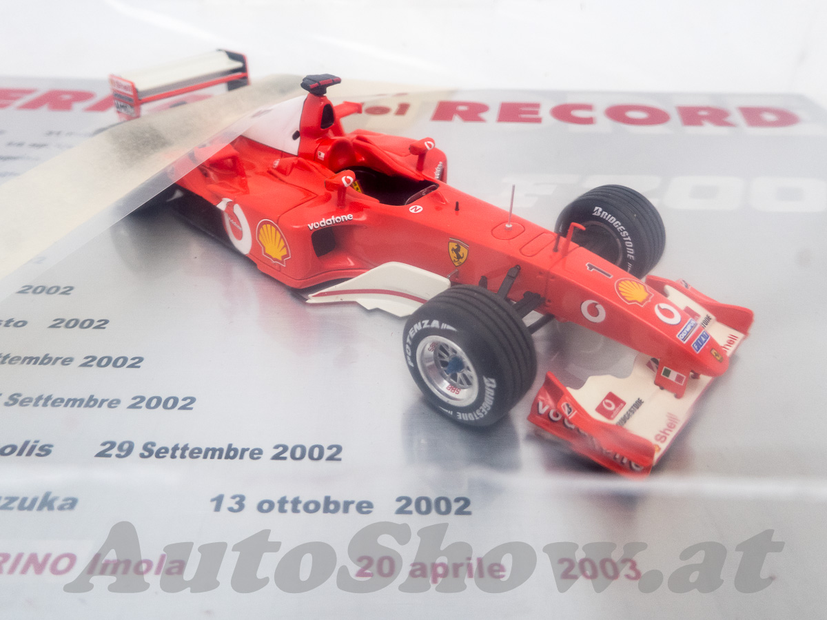 Set "La Ferrari dei Record - 15 Victories Record" Ferrari F2002, Michael Schumacher,# 1 - on big ALUMINIUM BASE – Bild 3