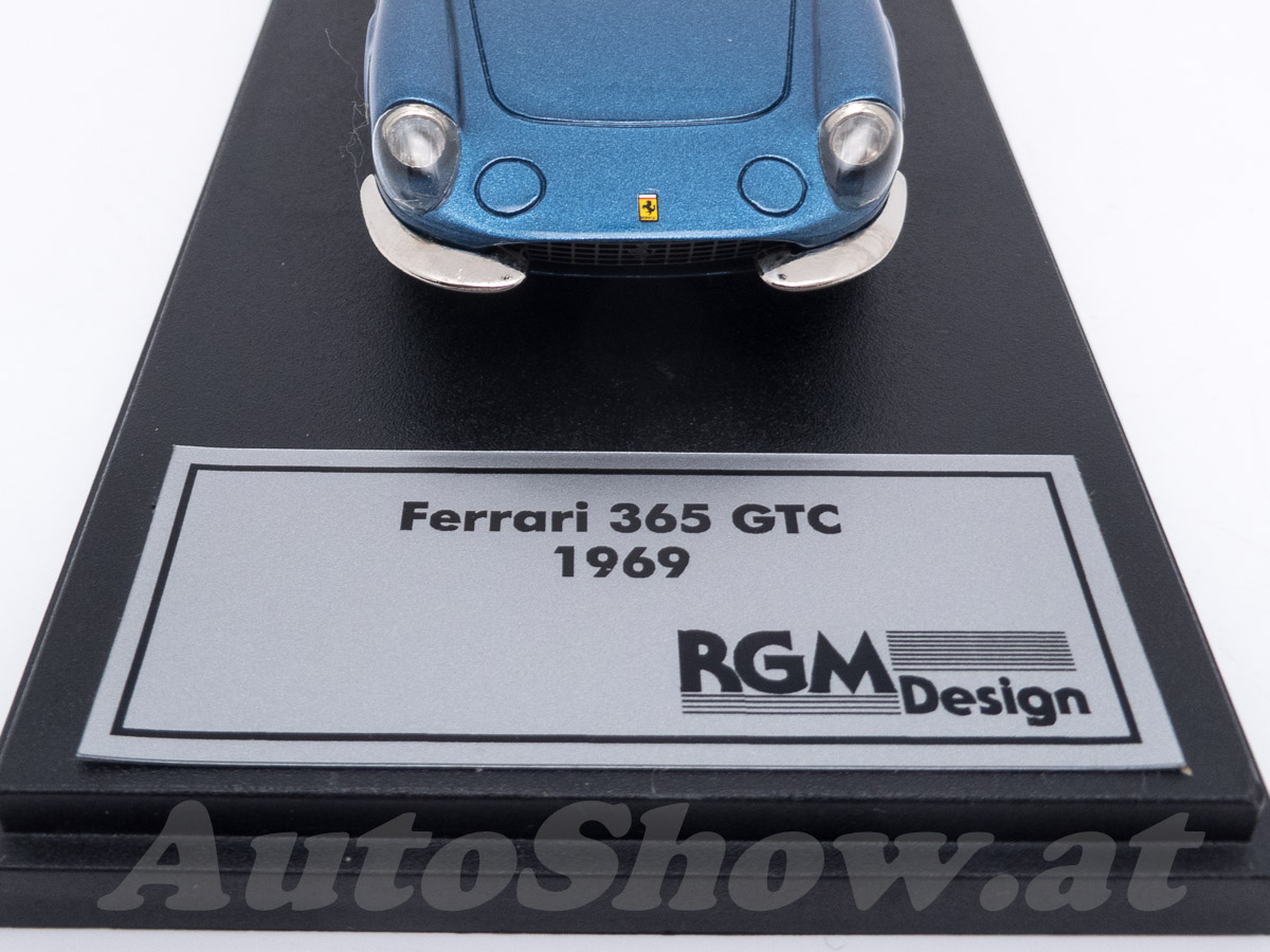 Ferrari 365GTC Coupé, Pininfarina, mit verglasten Scheinwerfern, 1969, blau metallic